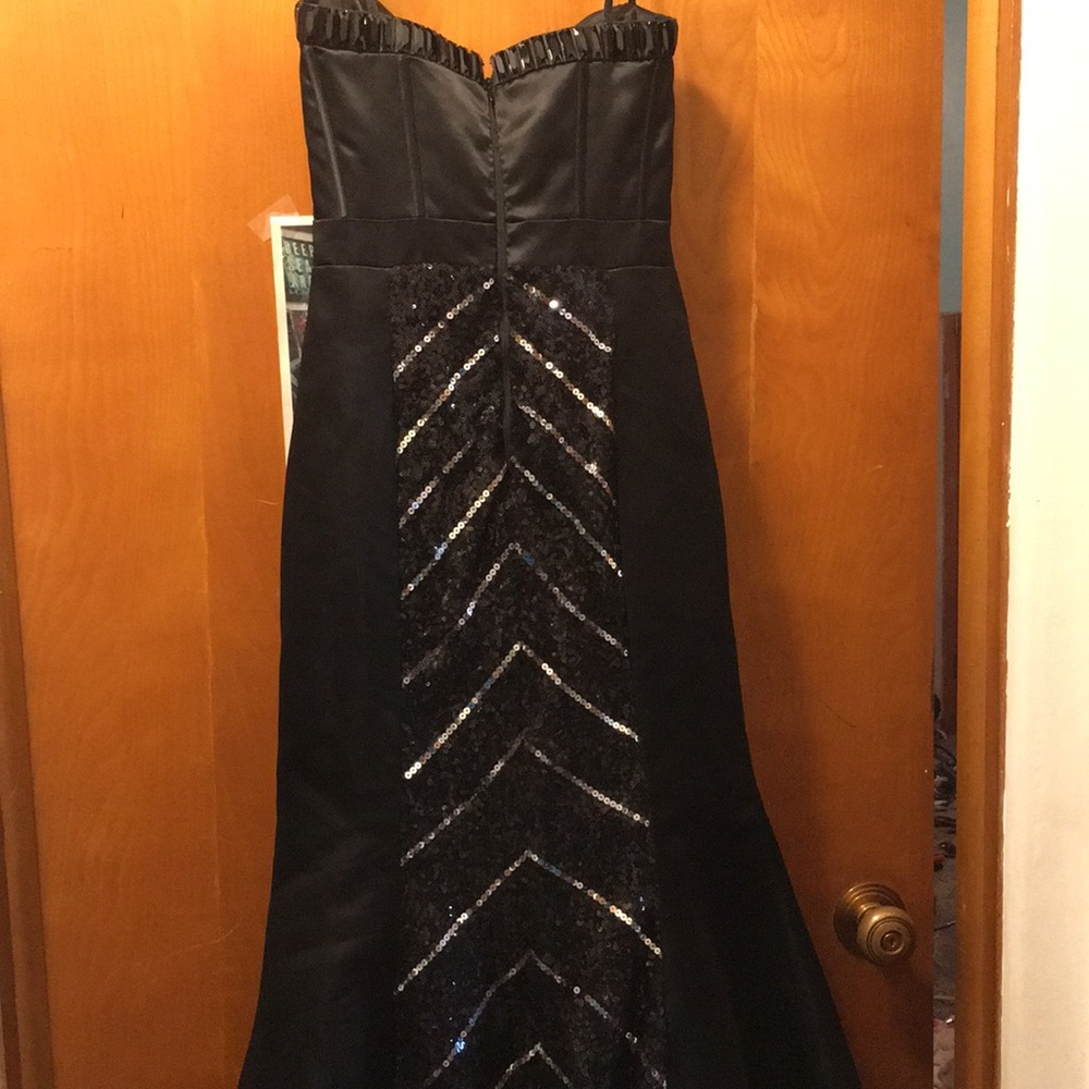 Prom dress - Picture 3 of 3